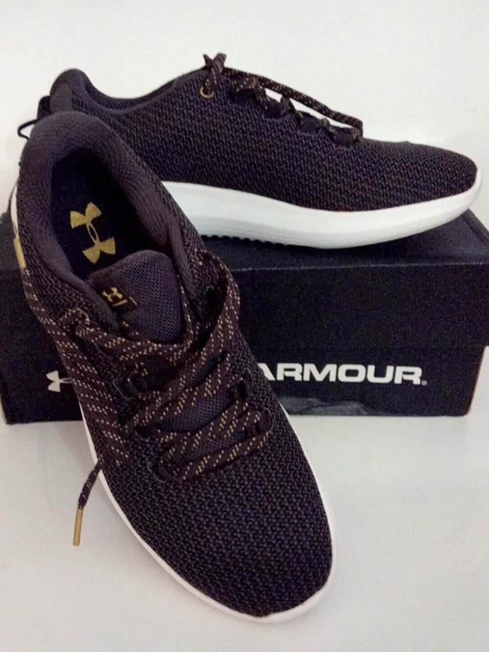 Under Armour With Ripple MTL Grey Women's Size US 10 New In Box
